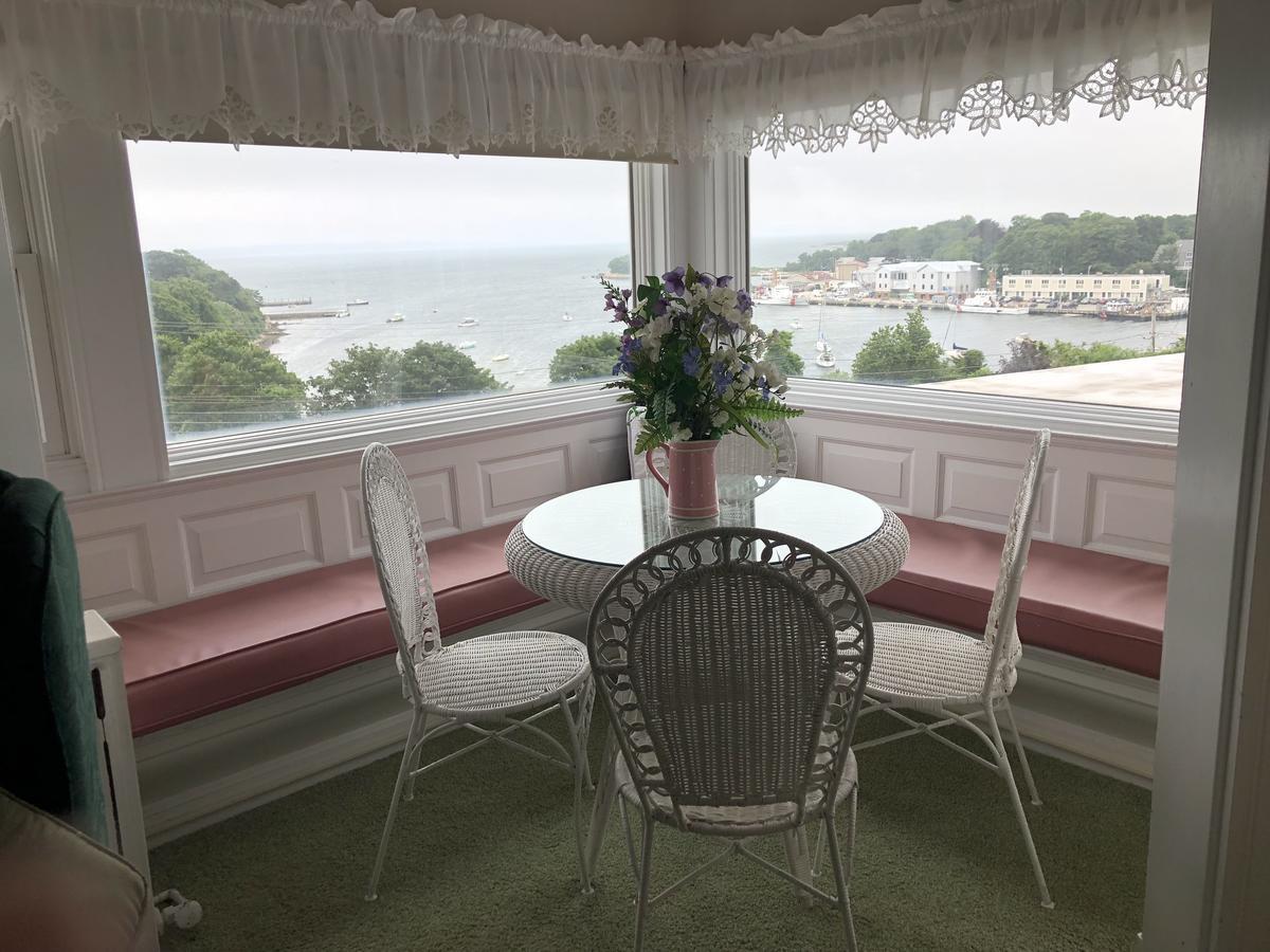 Sands Of Time Motor Inn & Harbor House Woods Hole Exterior foto