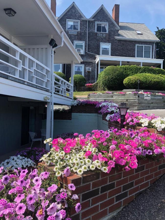 Sands Of Time Motor Inn & Harbor House Woods Hole Exterior foto